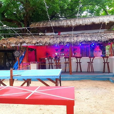 Oia Beach Hostel - 爱妮岛 外观 照片