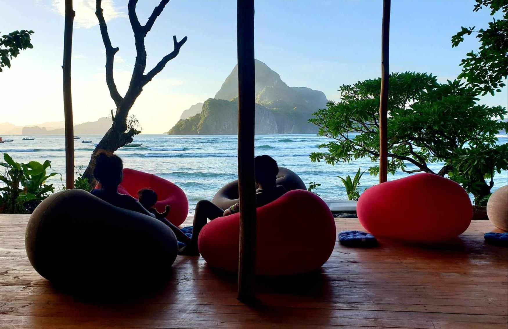 Oia Beach Hostel - 爱妮岛 外观 照片