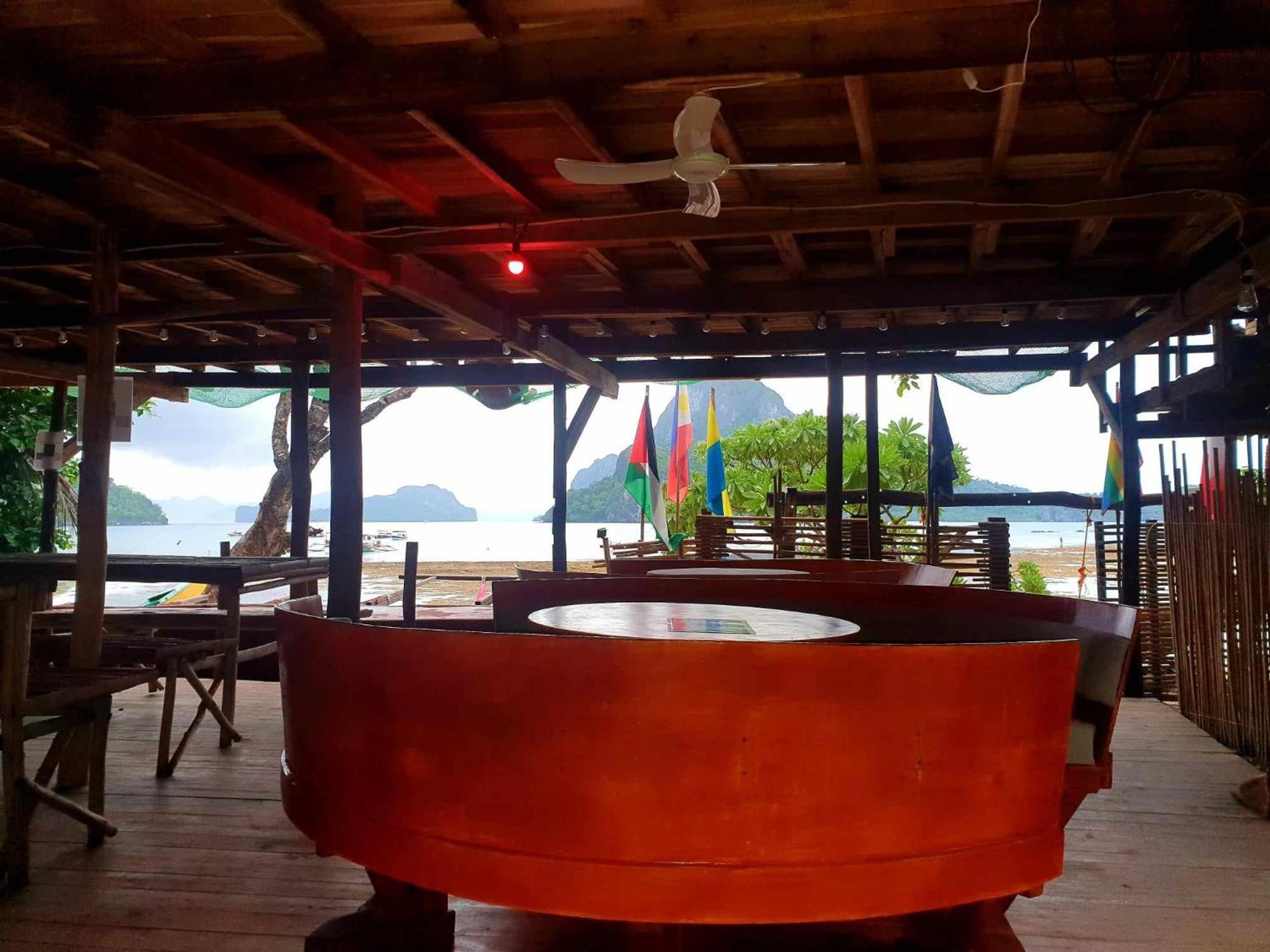 Oia Beach Hostel - 爱妮岛 外观 照片